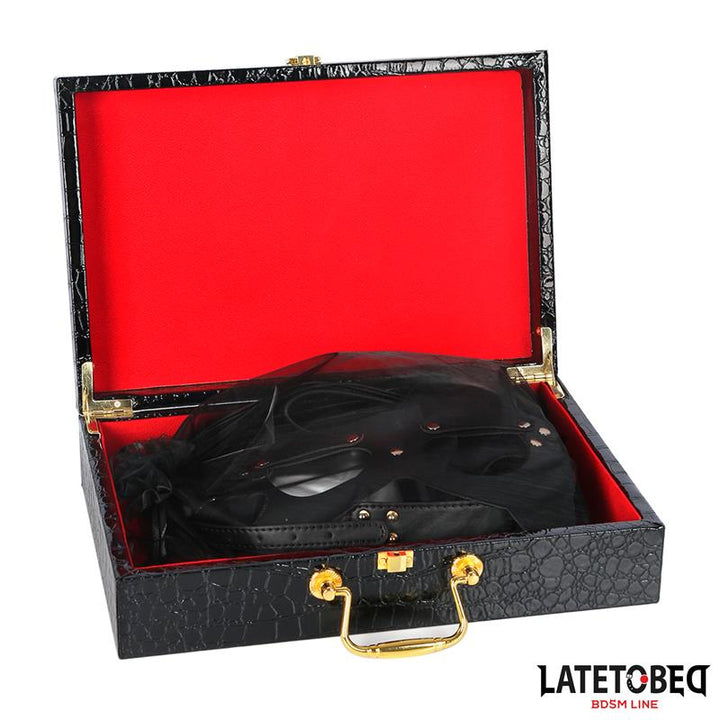 Bondage Kit 8 pcs with Case